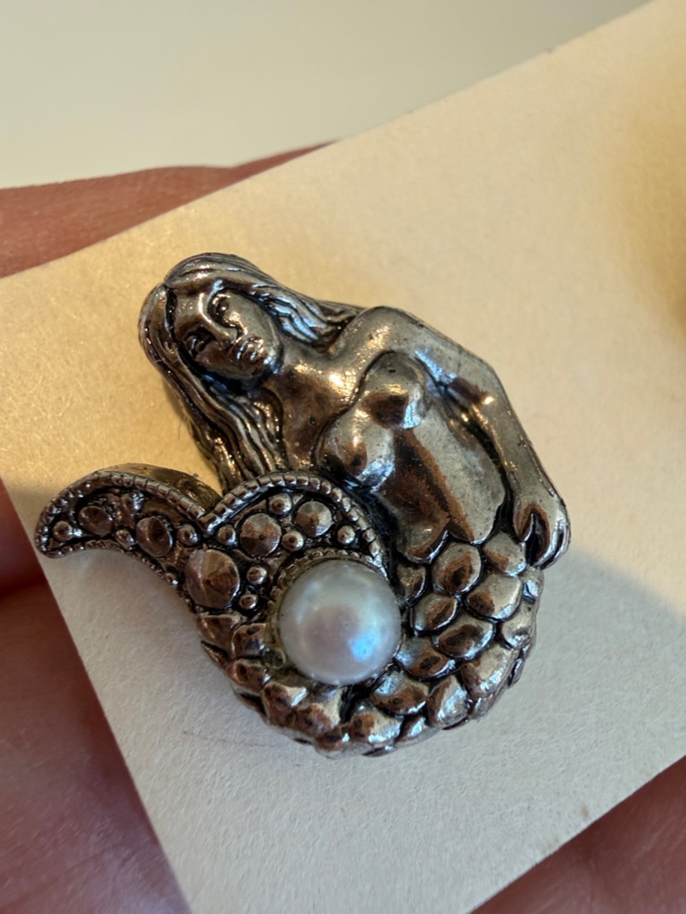 Avon Mermaid Pearl Stud Earrings - Picture 2 of 12